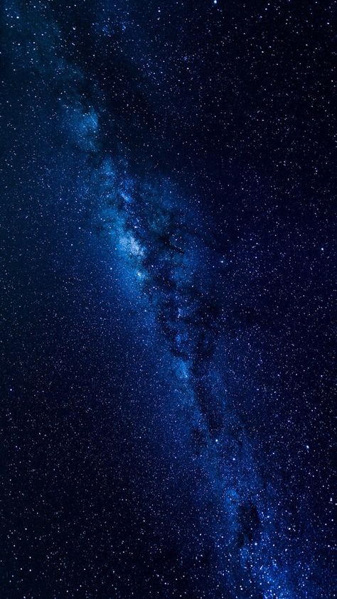 Photo Bleu, Blue Aesthetic Dark, Ravenclaw Aesthetic, Blue Lights, Night Sky Wallpaper, Universe Galaxy, Milky Way Galaxy, Galaxy Painting, Galaxy Art