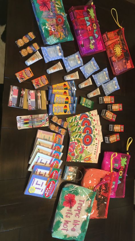 Summer goodie bags. Dollar tree & Wal-Mart Cheap Fun Bags For Vacation, Beach Vacation Goodie Bags For Adults, Group Trip Gift Bags, Birthday Trip Goodie Bags, Summer Goodie Bags, Cheap Beach Gift Bag, Dollar Tree Birthday, Baby Shower Goodie Bags, Goodie Bag Ideas