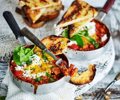 This creative meal uses leftover bolognese sauce with added chorizo and beans to poach eggs for a hearty and delicious dish. Breakfast Ideas For Christmas Morning, Leftover Bolognese, Canning Cherry Tomatoes, Toast Eggs, Homemade Hollandaise Sauce, Egg Recipes For Dinner, Christmas Brunch Recipes, Eggs Dinner, Rice Salad Recipes