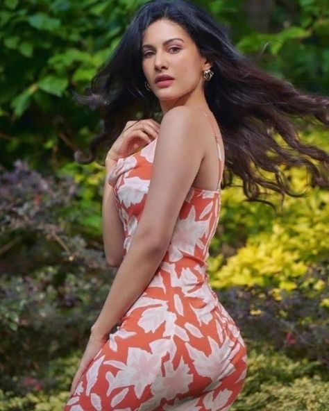 Amrya Dastur, Amayra Dastur, Amyra Dastur, Bollywood Girls, Desi Beauty, Beautiful Woman, Asian Beauty, Actresses