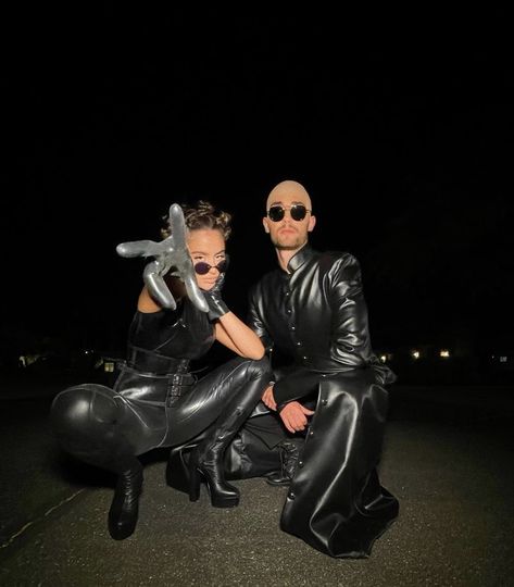 Hot Matrix Halloween Costume, Matrix Rave Outfit, Spy Costume Couple, Trinity Costume Halloween, Techno Couple Outfit, Spy Couple Costumes, Mafia Couple Costume, Matrix Couple Costume, Spy Halloween Costume Woman