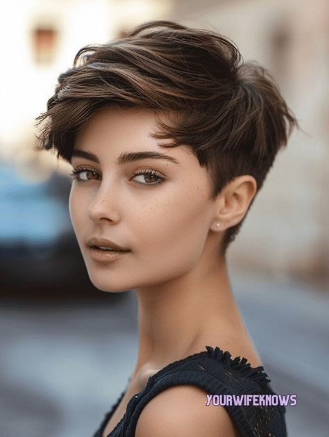 Traditional Pixie Haircut, 2025 Pixie Cut, Pixie Cuts For Square Faces, Short Hair With Shaved Side, Alice Haircut, Hairstyles For Pixie Cuts, Pixie Cut Shaved Sides, Feminine Pixie Cuts, Brunette Pixie