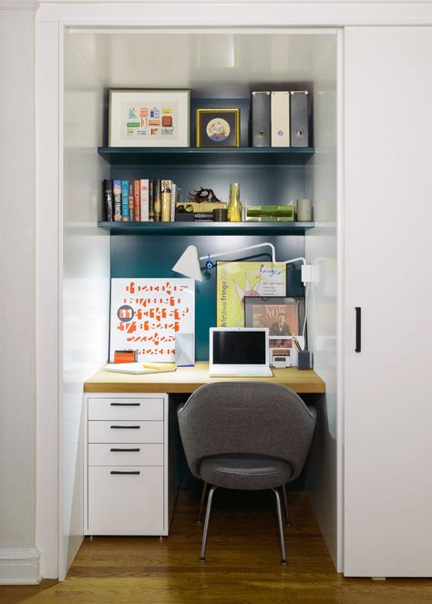 Pocket Office, Tiny Home Office, Home Office Closet, Office Desk Designs, Tiny Office, Mini Office, Office Cupboards, Closet Office, Contemporary Home Office