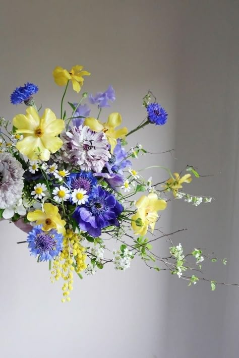 Purple Yellow Flower Arrangements, Yellow And Blue Centerpieces, Purple Blue Flower Arrangements, Blue Purple Yellow Wedding, Blue Yellow Flower Arrangements, Blue And Yellow Floral Arrangements, Blue And Yellow Flower Arrangements, Event Flower Arrangements, Blue Flower Bouquet