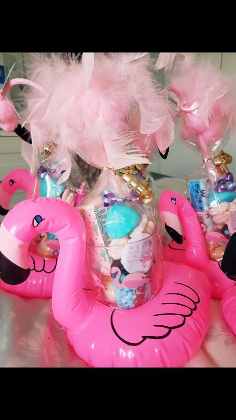 Flamingo Goodie Bags, Tropical Birthday Party Favors, Pool Party Favours, Flamingo Party Favors, Birthday Flamingo, Flamingo Pool Parties, Pink Flamingo Party, Flamingo Themed Party, Flamingo Baby Shower