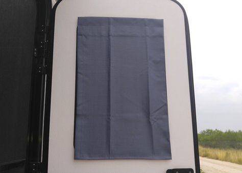 Rv Window Coverings Easy Diy, Rv Door Window Cover, Electric Window Shades, Diy Blackout Curtains, Rv Curtains, Camper Curtains, Full Time Rv Living, Rv Windows, Roll Up Curtains