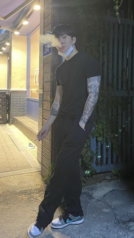 Krnb Outfit, Asian Men Outfit, Buff Asian Men, Bad Boy Outfit, Bad Boy Outfits, Physical 100, Guys With Tattoos, Collarbone Tattoos, Tattoos For Men And Women