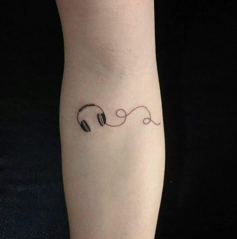 Music Wrist Tattoos, Small Music Tattoos, Henna Inspired Tattoos, Finger Tattoo For Women, Cool Wrist Tattoos, Pen Tattoo, Music Tattoo Designs, Omerta Tattoo, Small Tattoos Simple