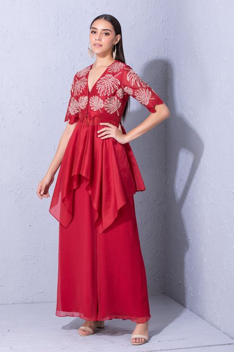 Chiffon Sharara, Varun Bahl, Falling Leaf, Trendy Outfits Indian, Fashion Top Outfits, Designer Party Wear Dresses, Boutique Dress Designs, Party Wear Indian Dresses, Dress Indian Style