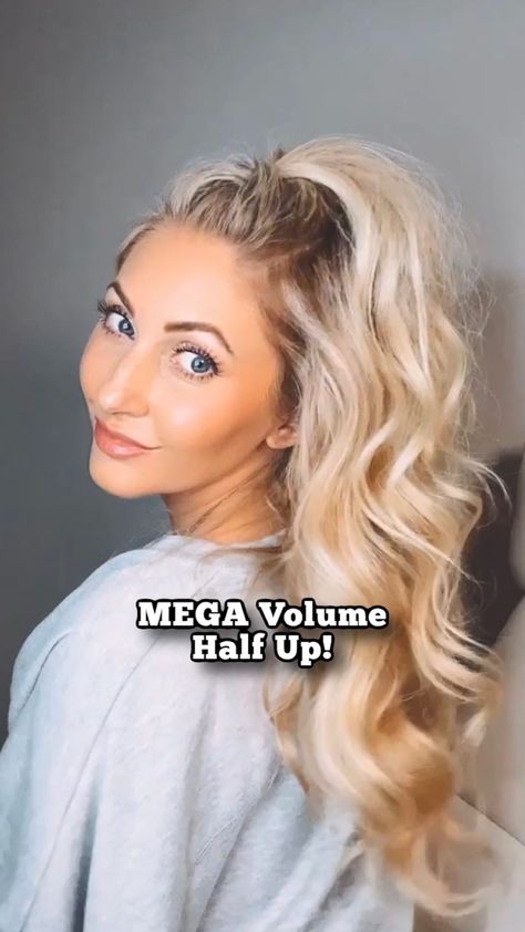 Part Hair Up Hairstyles, Pulling Front Of Hair Back, Half Up Half Down Hair Thinning, Top Bump Hair Hairstyles, Cute Hair Pulled Back, Easy Pull Back Hairstyles For Long Hair, Front Of Hair Pulled Back, Clear Elastic Hairstyles, Pull Hair Back From Face