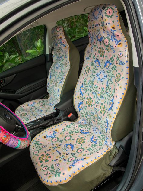 Cute Car Seat Covers, Boho Car Accessories, Hippie Car, Girly Car Accessories, Car Deco, Girly Car, Car Interior Design, Cute Car Accessories, Car Accessory