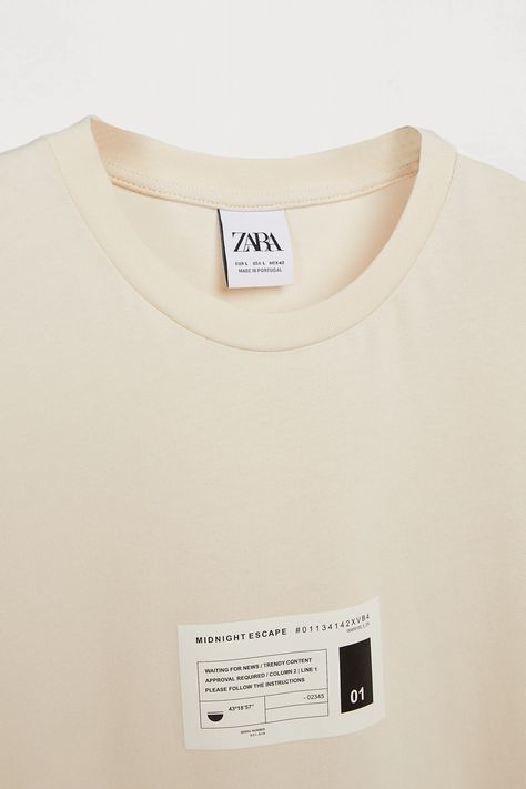 Minimal Clothing Design, Tshirt Label Design, Minimal T Shirt, Zara Label, Minimal Shirt Design, Clothing Labels Design, Creative Fashion Photography, Shirt Logo Design, Text Logo Design