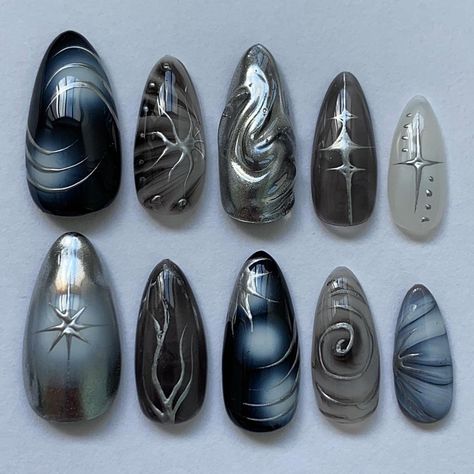 Metalcore Nails, Rock Nails Grunge, Moth Nails, Aespa Nails, Nails Sets, Rock Nails, Junk Nails, Grunge Nails, Gel Nail Colors