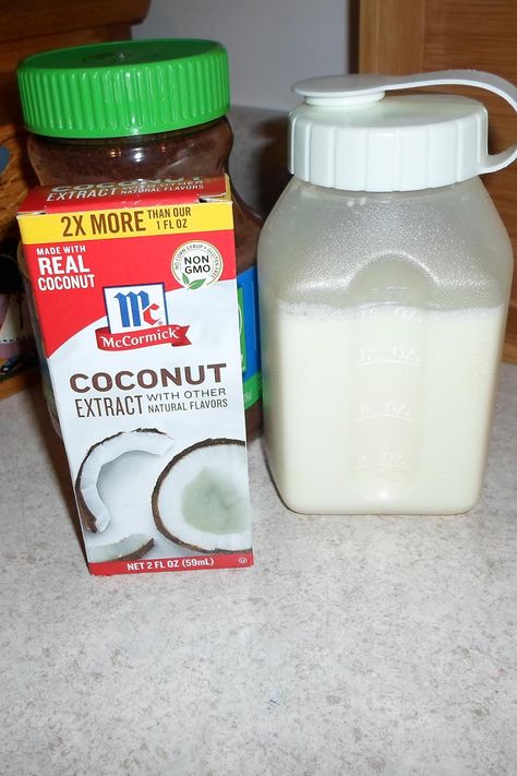 Homemade Coconut Coffee Creamer Coconut Creamer Recipe, Coconut Coffee Creamer, Flavored Coffee Creamer Recipes, Coconut Cream Coffee, Coconut Creamer, Flavored Coffee Creamer, Homemade Coffee Creamer, Coffee Creamers, Coffee Creamer Recipe