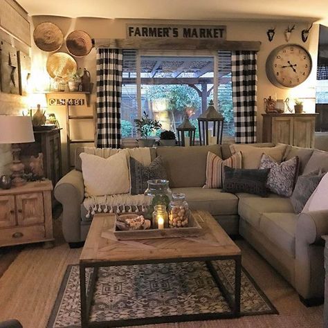 Couch Layered Rug, Rustic Farmhouse Living Room, Casa Country, Decor Steals, Small Living Room Decor, Trendy Living Rooms, Country Living Room, Design Seeds, Living Room Remodel