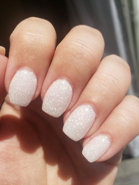 White Glitter Nail Ideas, White Hoco Nails Short, Cute White Nails With Glitter, All White Sparkle Nails, Jr Prom Nails, White Shimmery Nails Acrylic, Silver Nail Ideas For Prom Short, Dip Nails Bride, Hoco Nails 2023