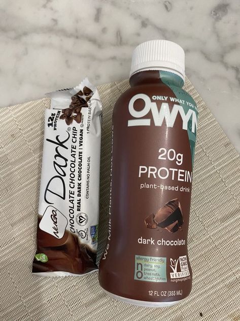 Protein Snacks Aesthetic, The Chic Diet Aesthetic, Food Craving Chart, Low Cal Chocolate, Im So Sorry, Healthy Lifestyle Food, Yummy Comfort Food, Protein Bar, Protein Drinks