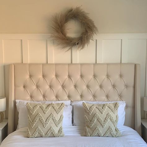 Wreath Over Bed, Wreath Above Bed, Pampas Wreath, Statement Pillow, Geo Pattern, Bohemian Vibes, Above Bed, Pattern Pillow, Laurel Wreath