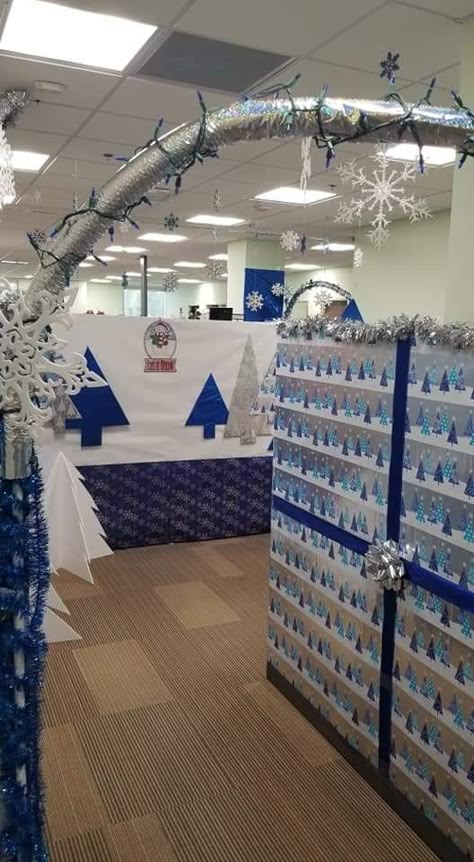 Hanukkah Office Decorations, Blue Winter Decor, Diy Winter Wonderland Decorations, Christmas Cubicle, Cubicle Decorations, Christmas Cubicle Decorations, Company Ideas, Winter Wonderland Decorations, Winter Ball