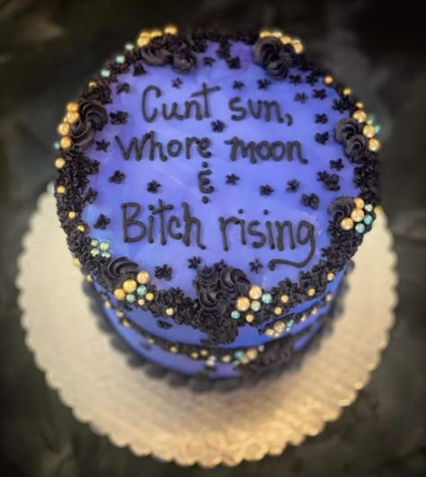 Megan Core, 26 Birthday Cake, Funny Cakes, 25th Birthday Cakes, Funny Birthday Cakes, Food Memes, Pretty Dessert, Creative Birthday Cakes, Milk Cookies