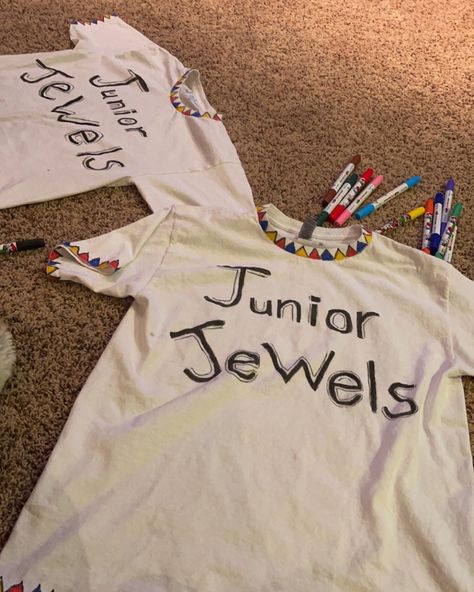 Junior jewels, taylor swift, you belong with me, junior year, craft, shirts, fearless Taylor Swift Junior Jewels Shirt Costume, Taylor Swift You Belong With Me Shirt, You Belong With Me Taylor Swift Costume, Taylor Swift You Belong With Me, Taylor Swift Junior Jewels Shirt, You Belong With Me Taylor Swift, Taylor Swift Red Outfits, Taylor Swift Red Era Outfits, Red Era Outfits