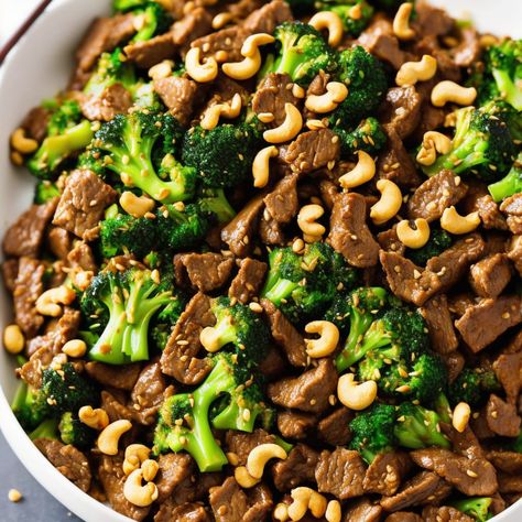 How To Make Stir-fried Beef with Cashews and Broccoli Print Make easy yet tasty meals with our stir fry recipes! Toss in some meat Cashew Beef Stir Fry, Cashew Beef, Broccoli Cashew, Stir Fry Sauce Easy, Pork Spices, Spiced Vegetables, Beef Broccoli, 2024 Recipes, Broccoli Recipe