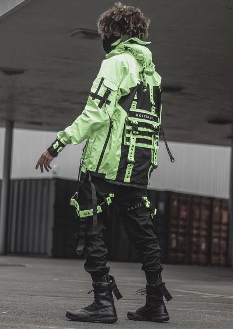 Black And Green Cyberpunk Outfit, Cool Cyberpunk Outfits, Cyberpunk Green Outfit, Cyberpunk Techwear Fashion, Japanese Cyberpunk Fashion, Colorful Techwear, Green Techwear, Tech Wear Jacket, Tech Wear Pants