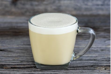 bone broth latte Breakfast In A Mug, Drinking Bone Broth, Bone Broth Protein, Protein Drink Recipes, Bone Broth Recipes, Keto Shakes, Healing Diet, Aip Paleo Recipes, Bone Broth Recipe