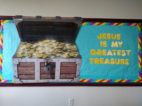 Easiest bulletin board ever! I had this giant cardboard cutout treasure chest left over from VBS. Treasure Map Bulletin Board, Vbs Treasure Theme, Pirate Bulletin Boards, Pirate Vbs, Vbs Ocean Theme, Treasure Chest Craft, Easy Bulletin Boards, Pirate Classroom, Bullentin Boards