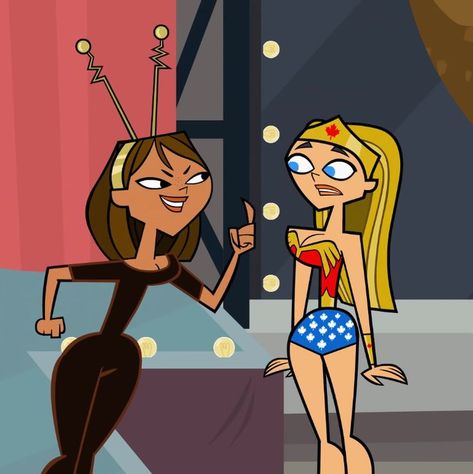 Courtney And Lindsay, Total Drama Action, Two Besties, Drama Gif, Drama Tv Series, Dancing Gif, Drama Total, Total Drama Island, Total Drama