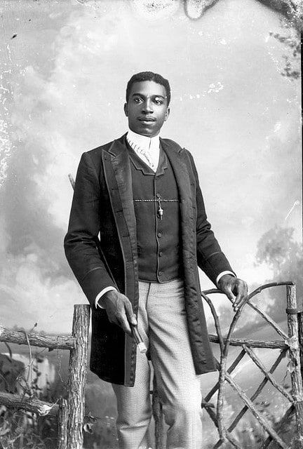 young aa male ca 1890 American Photo, Vintage Black Glamour, Black Men Hairstyles, African Diaspora, African History, Black Man, African American History, Black American, Black Power