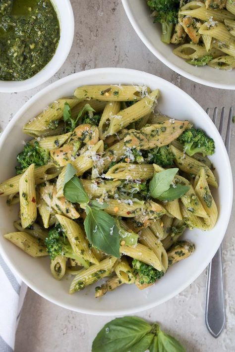 Stephanie Kay Nutrition, Stephanie Kay Nutrition Recipes, Protein Pesto Pasta, Pesto Penne Pasta, Chicken Dairy Free, Kay Nutrition, Pesto Pasta Recipes Chicken, Basil Pesto Chicken, Pasta With Broccoli