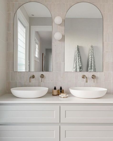 Hello modern coastal bathroom ❤️ @geoffheathbuildingptyltd has created such an inviting and light filled space. In this project they have used our warm brushed nickel everywhere. We can’t wait to share more. Builder - Geoff Heath Building Pty Ltd Internals - Lisa Heath and @the_stables_ Owners - Geoff and Lisa Heath Building Design - @designsmartliving Styling - @interiormakeoversfurniturehire 📸 @carmenglenn_photography Coastal Hamptons Bathroom, Modern Hamptons Bathroom, Natural Light Bathroom, Hamptons Bathroom Ideas, Bathroom Coastal Style, Ensuite Tiles, Brushed Nickel Tapware, Nickel Tapware, Bathroom Fixtures Brushed Nickel