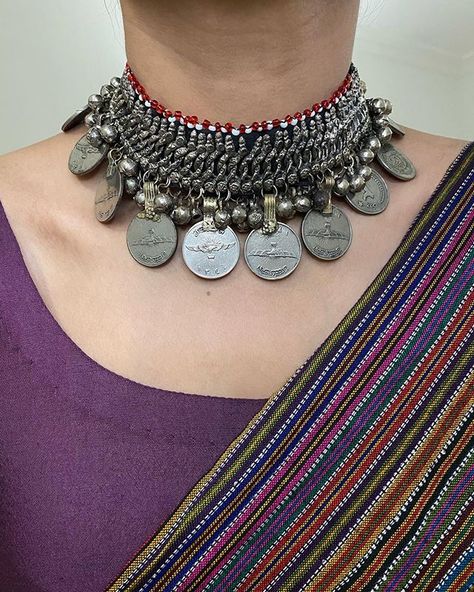 Ayesha Accessories on Instagram: “Vintage Afghan Coin Choker ♥️ PKR 2150 Dm to book #coinchokers #coinmala #vibtagecoins #afghanjewellery #tribaljewellery #vintagejewellery…” Modern Indian Jewelry, Afghani Jewelry, Coin Choker, Choker Necklace Designs, Boho Statement Necklace, Afghan Jewelry, Vintage Afghan, Oxidised Jewellery, Jewelry Design Necklace