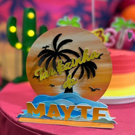 Centros de mesa desenvolvidos para a tardezinha especial da Mayte. Pequenos detalhes que fazem toda a diferença em qualquer festa!