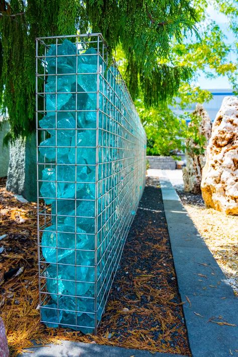 Gabion Privacy Wall, Retaining Walls, Stone Gabion Wall, Wire Mesh Stone Wall, Rock Wall Fencing, Rock Fence Ideas Gabion Wall, Gabion With Plants, Gabion Wall Planting, Gabion Basket Retaining Wall