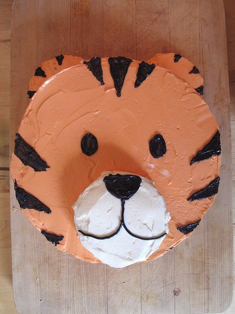 Cub Scout Cake, Tiger Party, Tiger Birthday Party, Tiger Cake, Tiger Birthday, Zoo Birthday, 2 Birthday Cake, Animal Birthday Party, Jungle Party