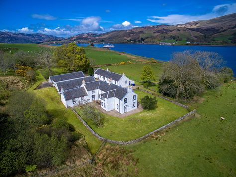 Cottage Scotland, Scottish Farmhouse, Cottages Scotland, Victorian Bath, Isle Of Bute, Richard Attenborough, Reception Entrance, Scotland Landscape, Acres Of Land