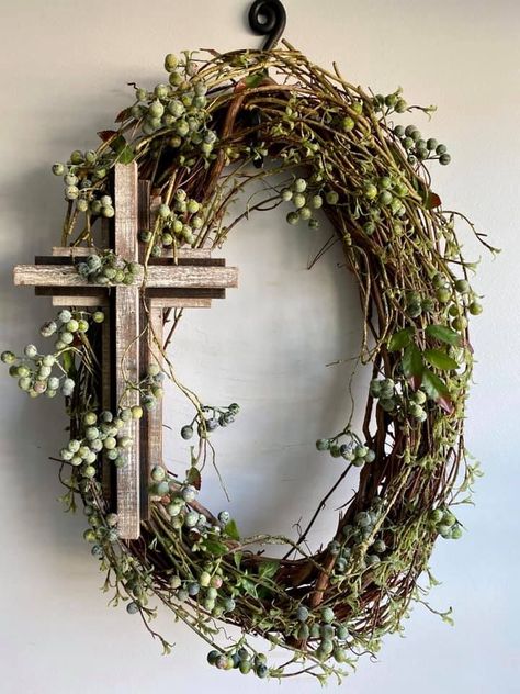 Easter Wreaths For Front Door, Easter Wreath Cross, The Old Rugged Cross, Easter Mesh Wreaths, Easter Door Wreaths, Wreath Cross, Wreath Ring, Ring Wreath, Easter Spring Wreath