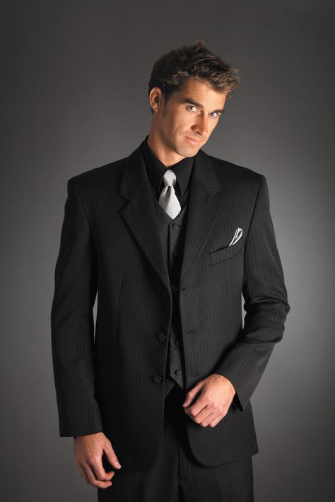 Pinstripe suites are always good looking. Black Suit Black Shirt, Black Suit Combinations, All Black Tux, Men Fashion Suit, Black Suit Vest, All Black Suit, Black Pinstripe Suit, Suit Combinations, Silver Tie