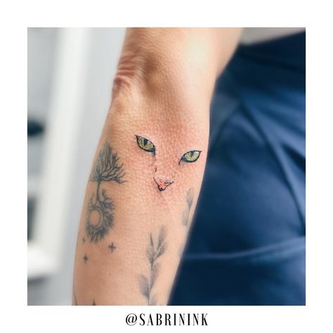 Cats eyes 👁️🐈🐈‍⬛ #pettattoos #eyetattoo #cattattoo Cats Eyes Tattoo, Cat Eye Tattoo Realistic, Pet Tattoo Ideas Cats, Cat Nose Tattoo, Cat Eyes Tattoo, Cat Eye Tattoo, Cat Eye Tattoos, Nose Tattoo, Eye Tattoos