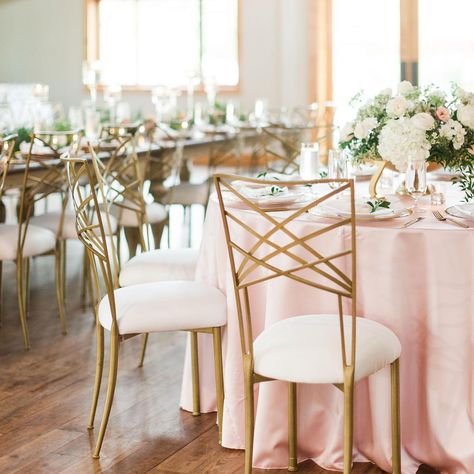 Whim Hospitality on Instagram: “We have major heart eyes for our Chameleon Chairs ✨😍” Wedding Styles Themes, Luxury Wedding Decor, Luxury Wedding Venues, Wedding Styling, Wedding Reception Venues, Wedding Decor Elegant, Indoor Wedding, Floral Display, Heart Eyes