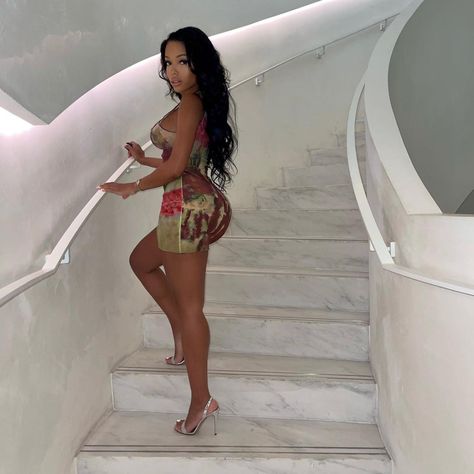 Sheneka Adams, Mode Poses, Ig Baddies, Vacay Outfits, Vacation Vibes, Baddie Outfits Casual, Cute Simple Outfits, Insta Photo Ideas, Look At You