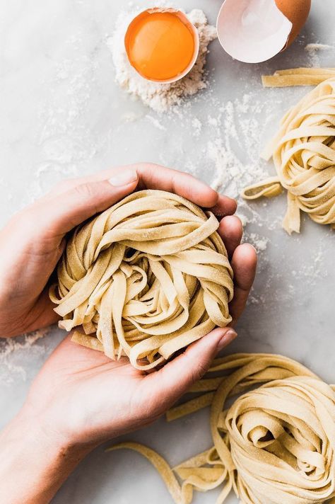 Handmade Pasta Recipe, Italian Food Photography, Pasta Press, Make Pasta, Handmade Pasta, Food Pasta, Pasta Food, Food Photography Inspiration, Pasta Maker