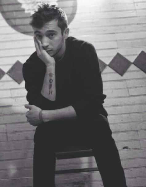 Tyler Joseph | twenty one pilots Music Lyric Tattoos, Tyler Y Josh, Tattoo Music, The Clique, Lyrics Tattoo, Clique Art, Tyler And Josh, 21 Pilots, Musica Rock