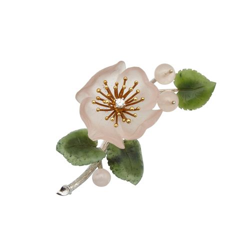 Fine Jewellery Auction - December 01, 2015 - Lot 7 - Waddingtons.ca Diamond Flower Brooch, Rose Gold Bar, Unique Roses, Bracelet Love, Gold Brooch, Jewelry Auction, Floral Spray, Diamond Brooch, Gold Brooches