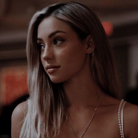 Wattpad Characters, Charly Jordan, Female Character Inspiration, Aesthetic People, Character Aesthetic, Character Inspo, Book Characters, Woman Face, Face Claims