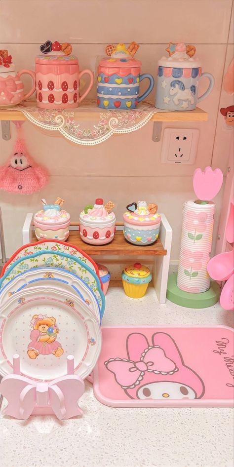 Plates Aesthetic, Kawaii Kitchen, Soft Kidcore, Clay Inspo, Colorful Apartment, Plain Background, Dream Apartment Decor, Aesthetic Kitchen, Beautiful Room