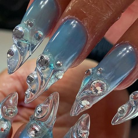 ⚡SUGAMAMA - NAIL ARTIST⚡STRASBOURG on Instagram: "SASSY MURANO #nailart for @priscatsg   @thegelbottlefrance  ICED CHROME  BLUE GLASS   Inspo @_ninadefuego_  #nails #3dnails #clearnails #thegelbottle #stilettonails #chromenails #onglesstrasbourg #nailartstrasbourg" Ice Chrome Nails, Clear And Blue Nails, Blue Ice Nails, Blue Glass Nails, Clear Glass Nail Designs, Clear Blue Nails, Blue Rose Nails, Ice Nails Designs, Ice Nails