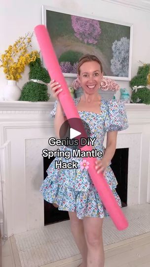 Pool Noodle Centerpiece Christmas, Pool Noodle Mantle Garland, Pool Noodle Mantel Garland, Pool Noodle Fall Decor, Pool Noodle Garland Diy, Pool Noodle Flower Arrangement, Pool Noodle Christmas Decorations, Pool Noodle Garland, Pool Noodle Diy